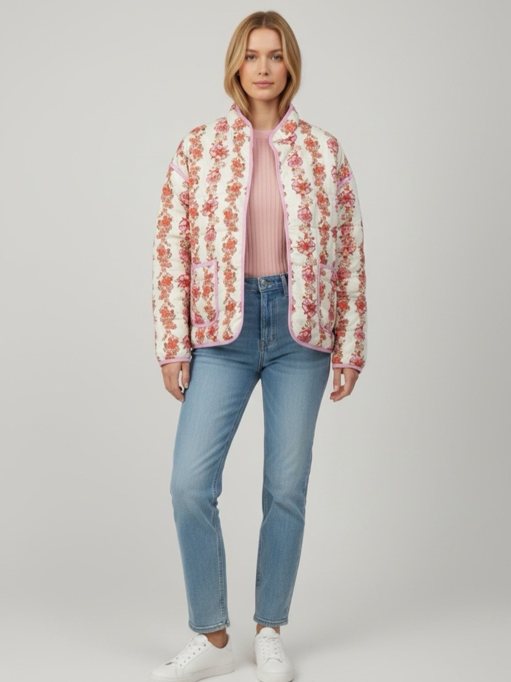 Unbranded Floral Quilted Jacket Floral Quilted Jacket in White & Red Size Medium